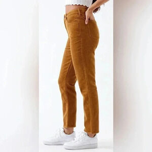 PacSun Tan Corduroy Mom Pants Women’s Size 25 High Rise EUC
